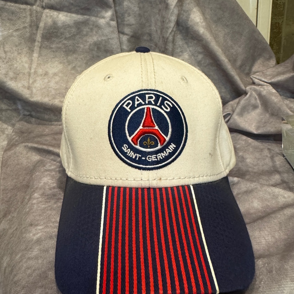Paris Saint-Germain White Blue Red Adjustable Hook Loop 58cm Hat‎ Ball Cap